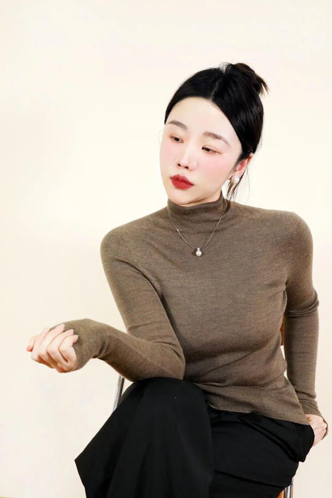能从20岁戴到80岁的【戴妃经典款】珍珠了！开元ky棋牌能打碎女性年龄焦虑的恐怕只有这款(图2)