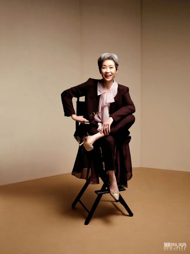 面｜叶童 时间褶皱开元ky棋牌伊人封(图7)